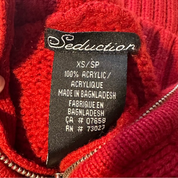 Seduction Red Knit Sweater - Picture 3 of 3